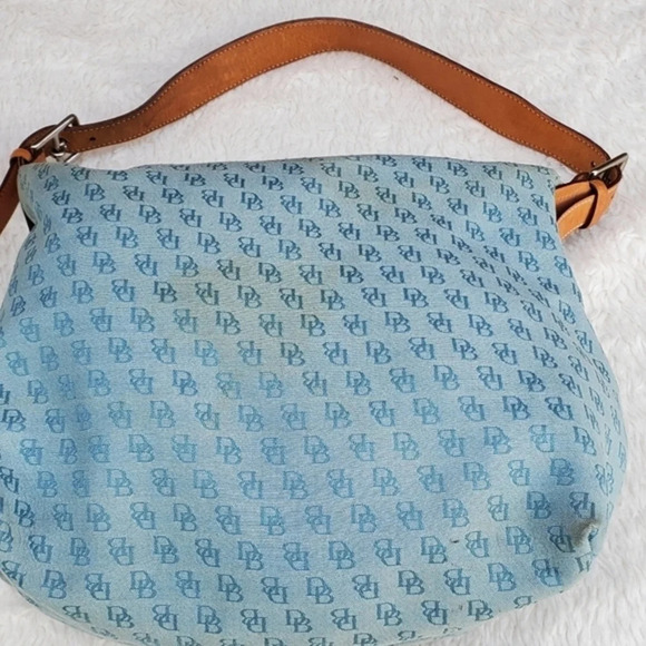 Dooney & Bourke signature shoulder bag - Picture 2 of 13